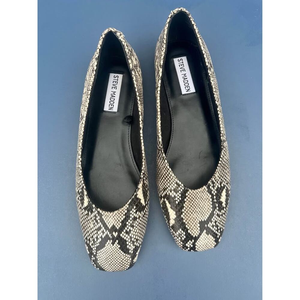 Steve Madden Womens Snake Skin Pattern Flats EUC: Size 8.5